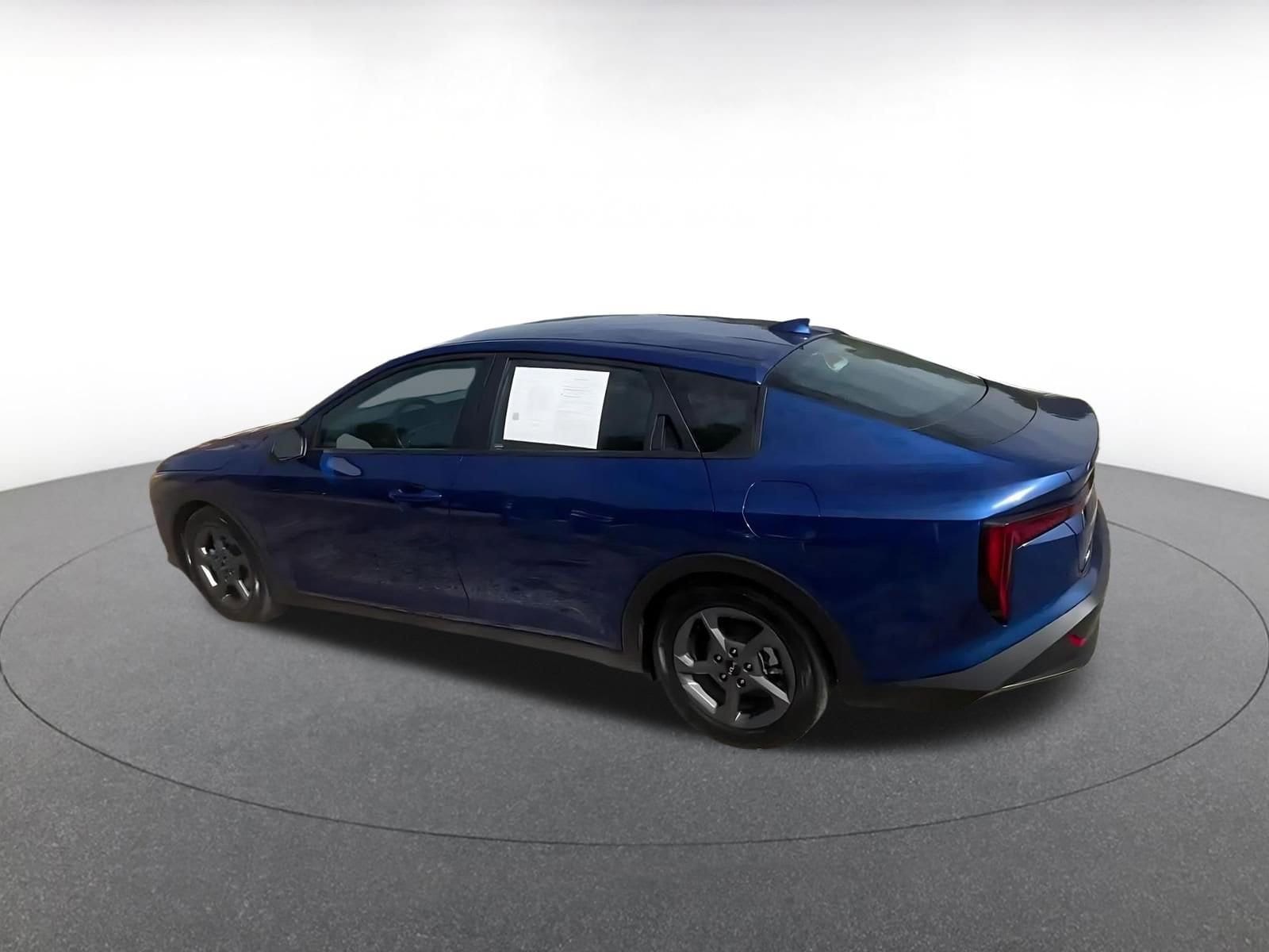 Thumbnail: 2025 Kia K4 - 10