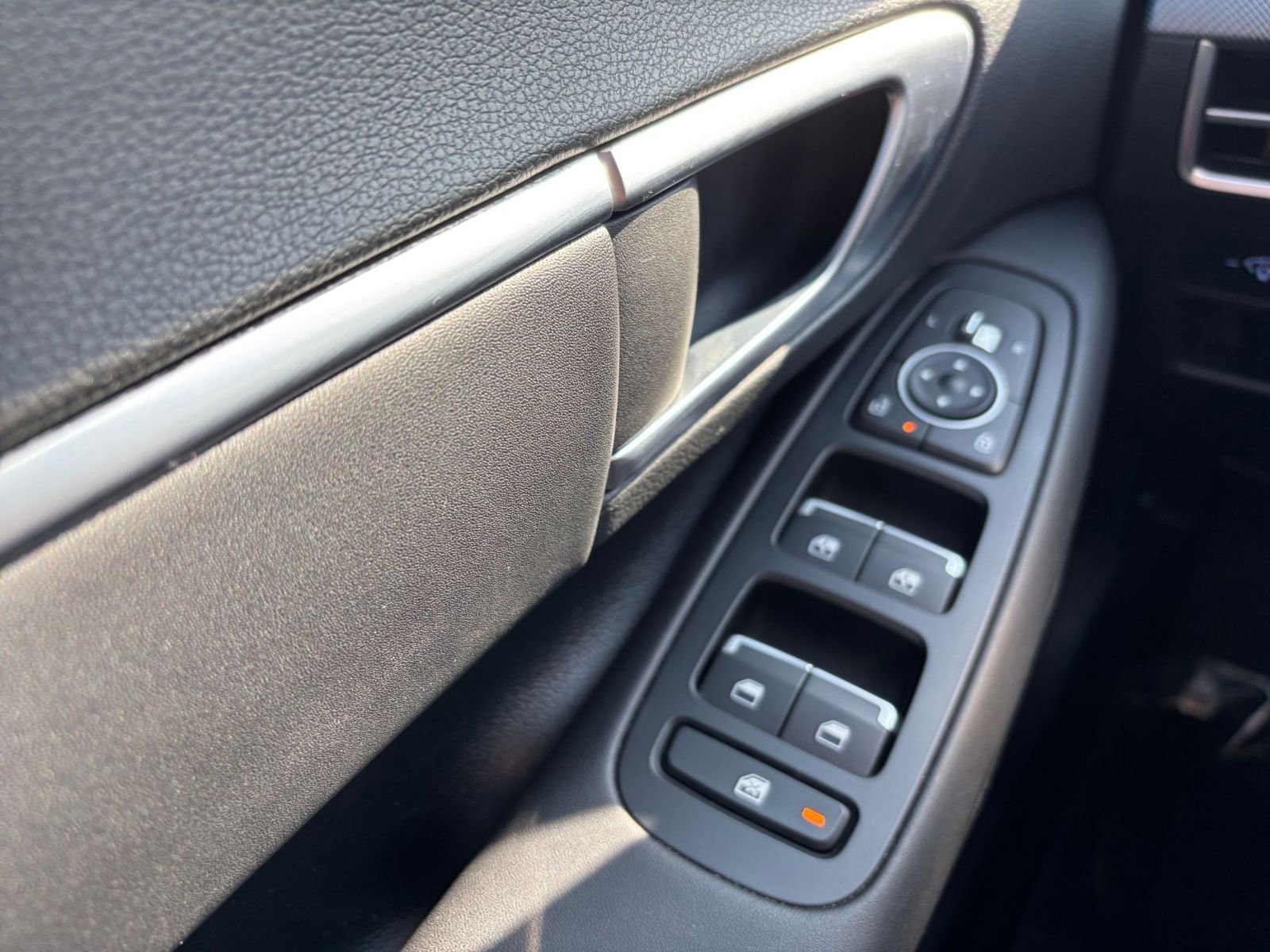 Thumbnail: 2025 Hyundai Sonata - 18