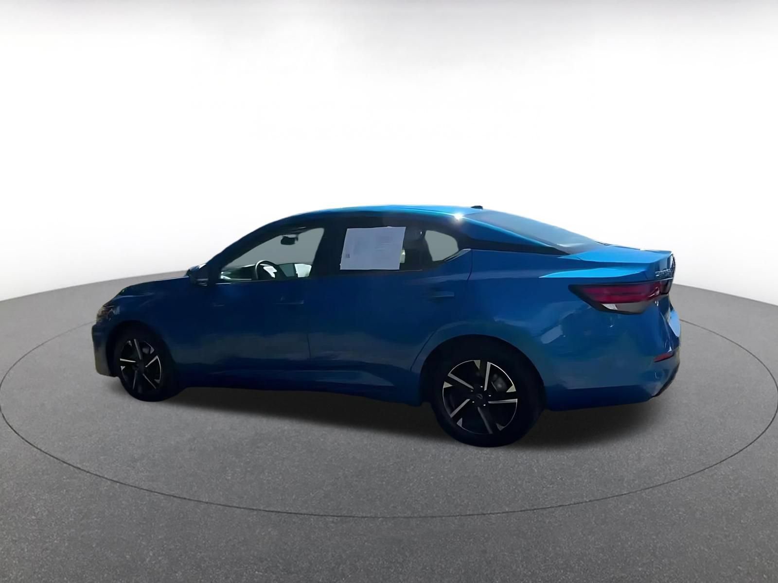 Thumbnail: 2025 Nissan Sentra - 10