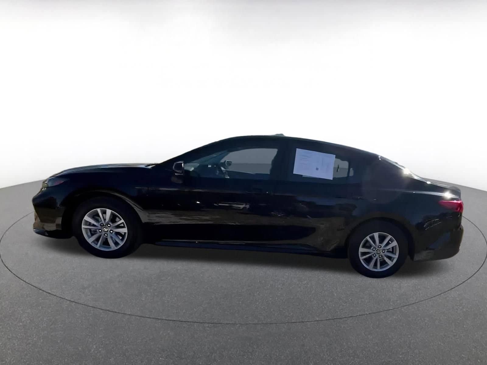 Thumbnail: 2025 Toyota Camry - 9