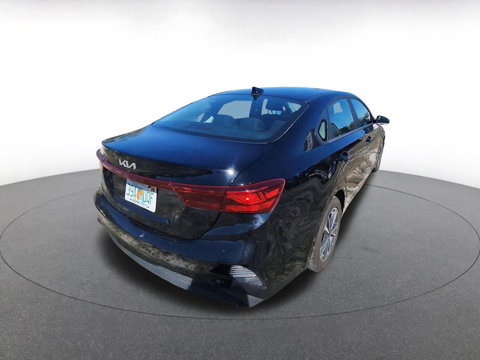 Thumbnail: 2024 Kia Forte - 6