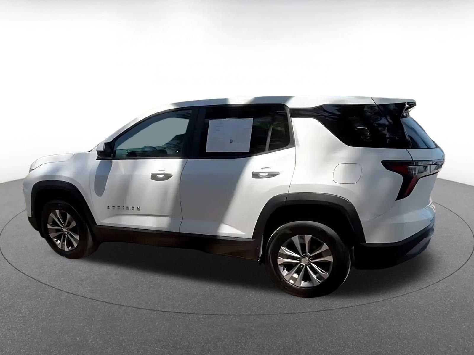 Thumbnail: 2025 Chevrolet Equinox - 10