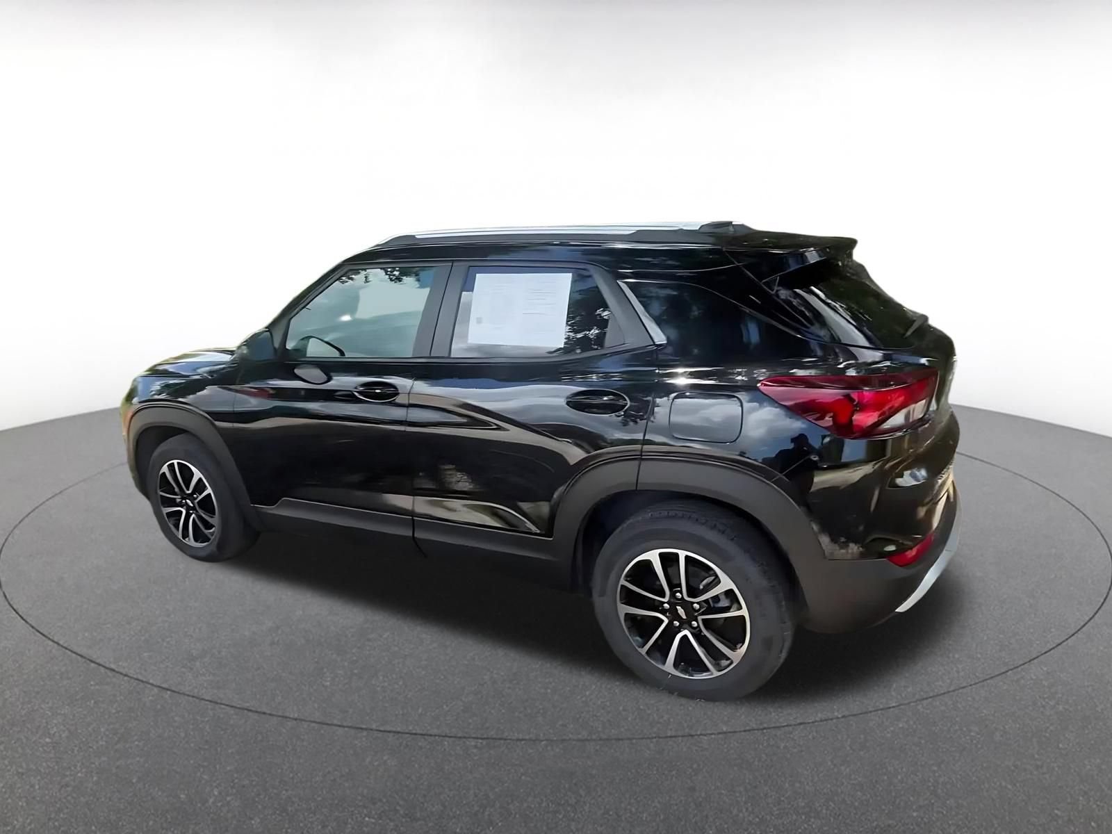 Thumbnail: 2025 Chevrolet TrailBlazer - 10