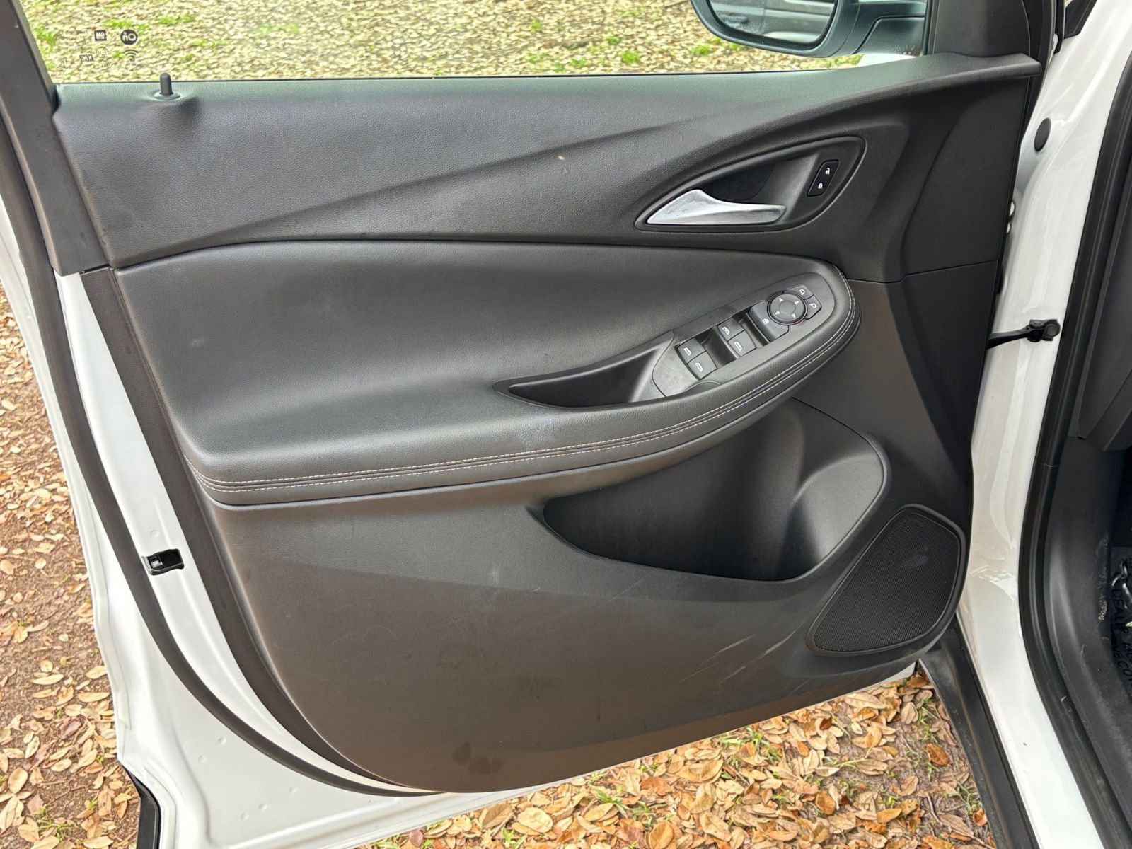 Thumbnail: 2025 Buick Encore GX - 18