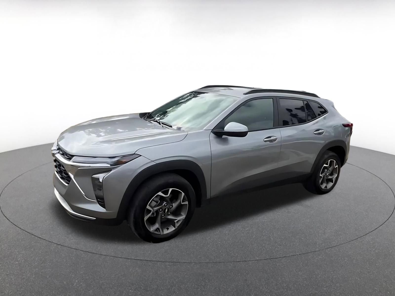 Thumbnail: 2025 Chevrolet Trax - 8