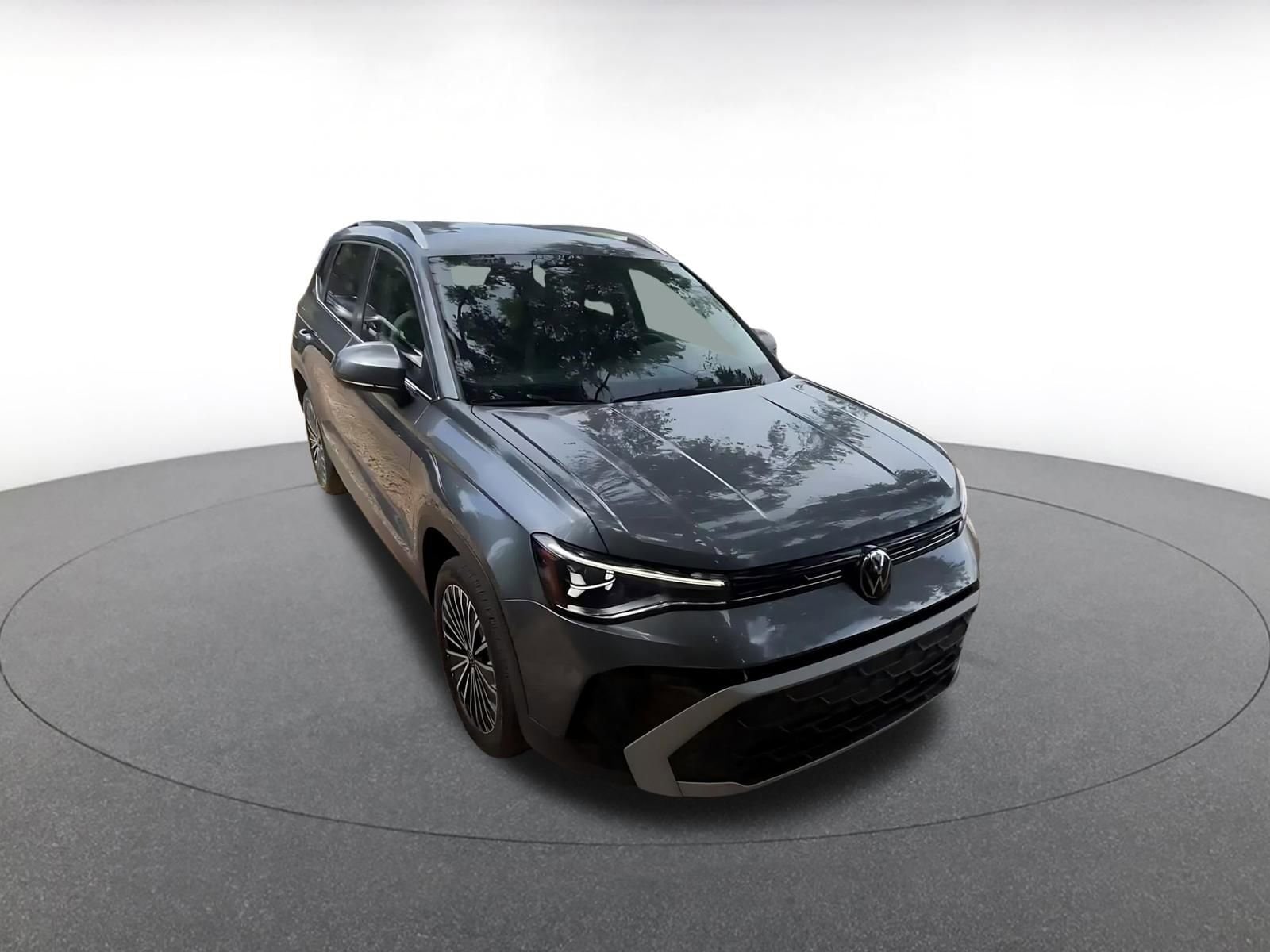 Thumbnail: 2025 Volkswagen Taos - 3