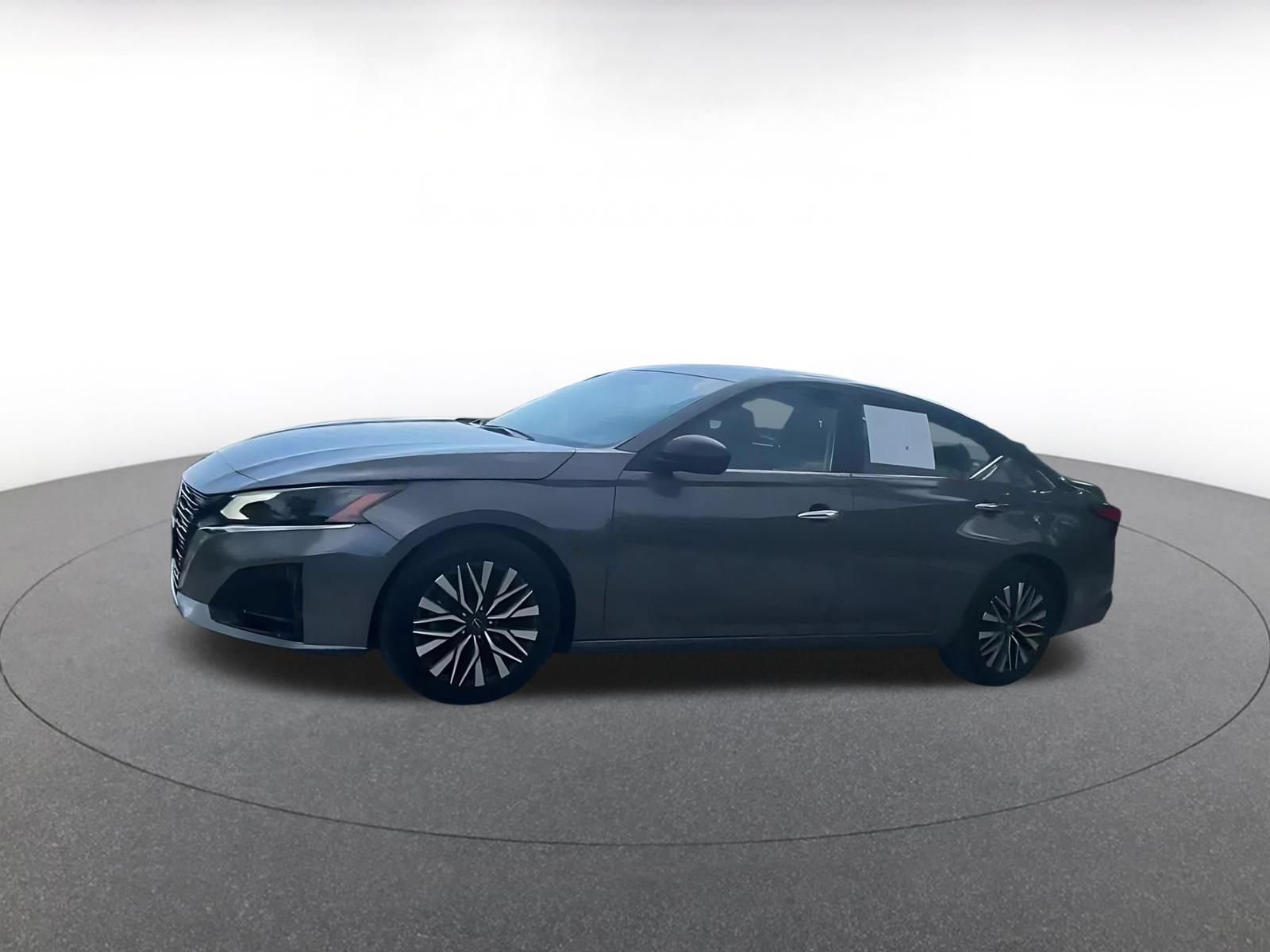Thumbnail: 2025 Nissan Altima - 8