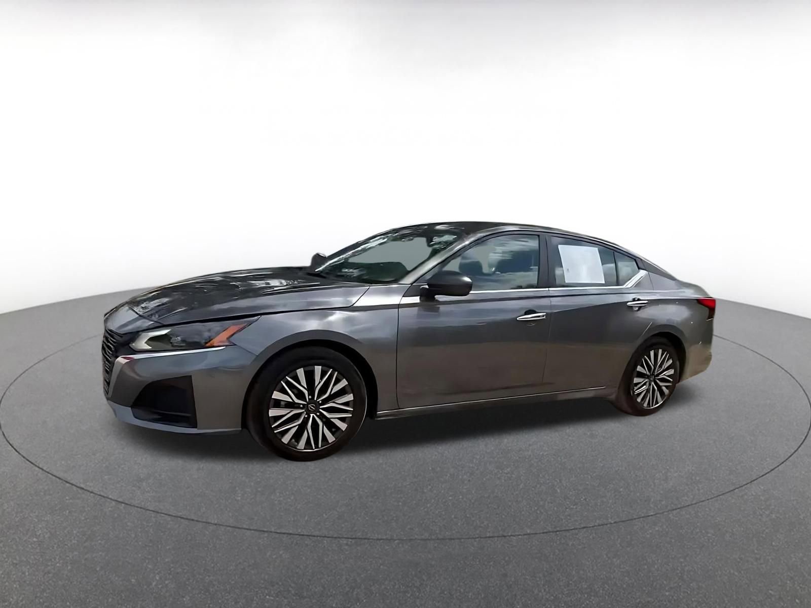 Thumbnail: 2025 Nissan Altima - 8