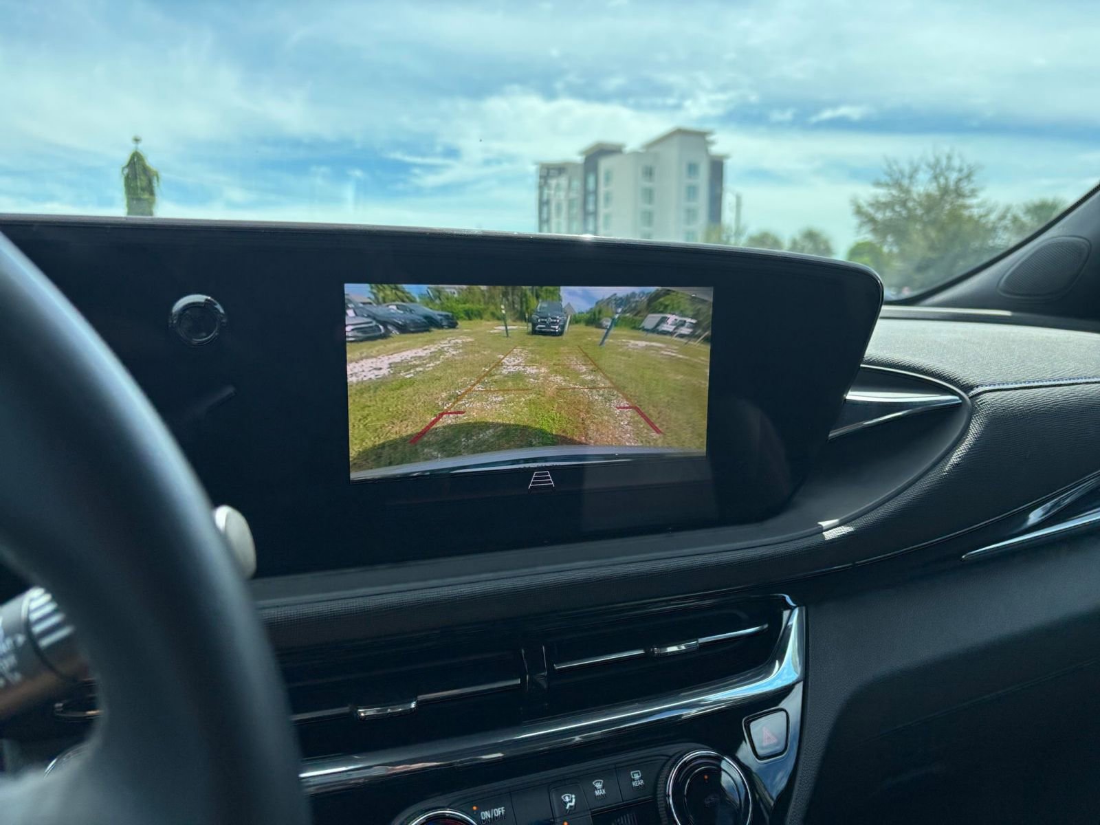 Thumbnail: 2025 Buick Envista - 17