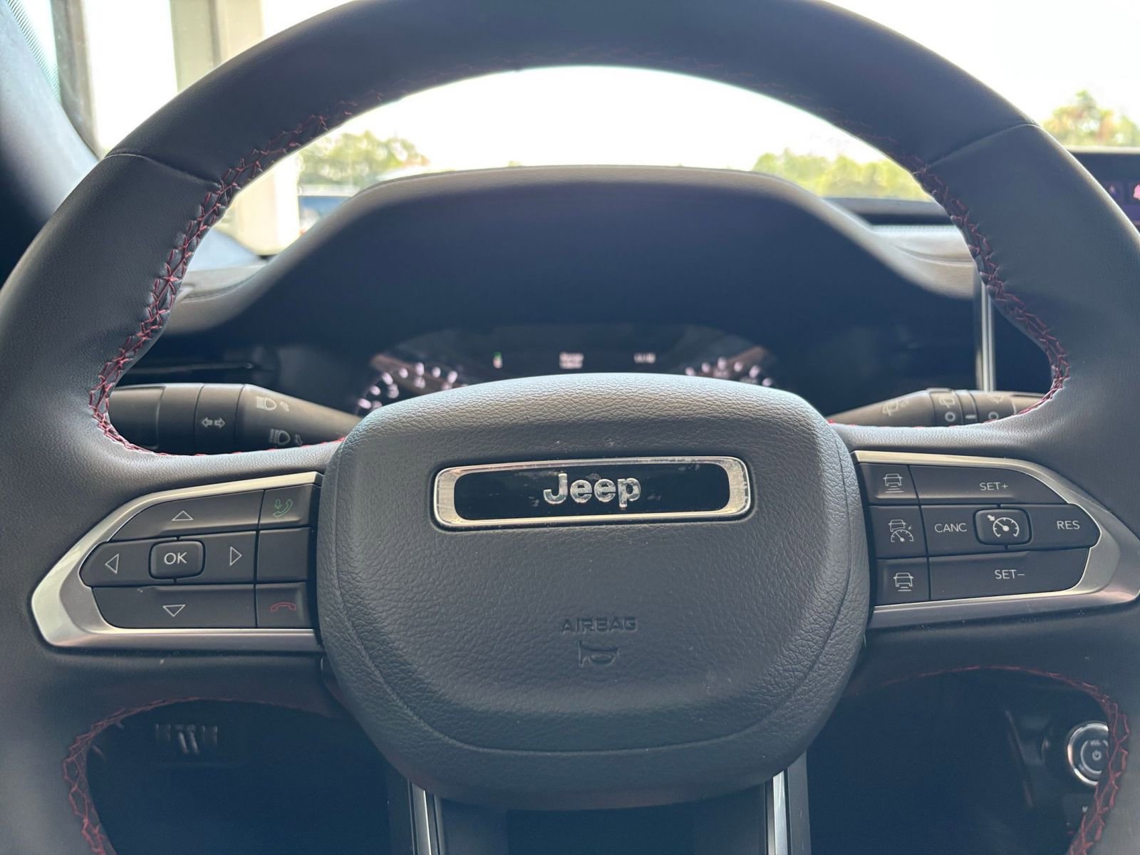 Thumbnail: 2025 Jeep Compass - 28