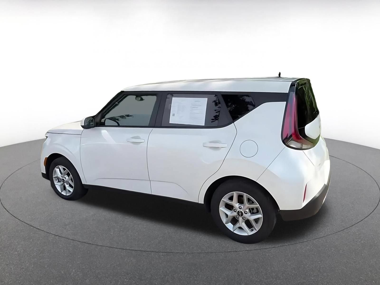 Thumbnail: 2025 Kia Soul - 10