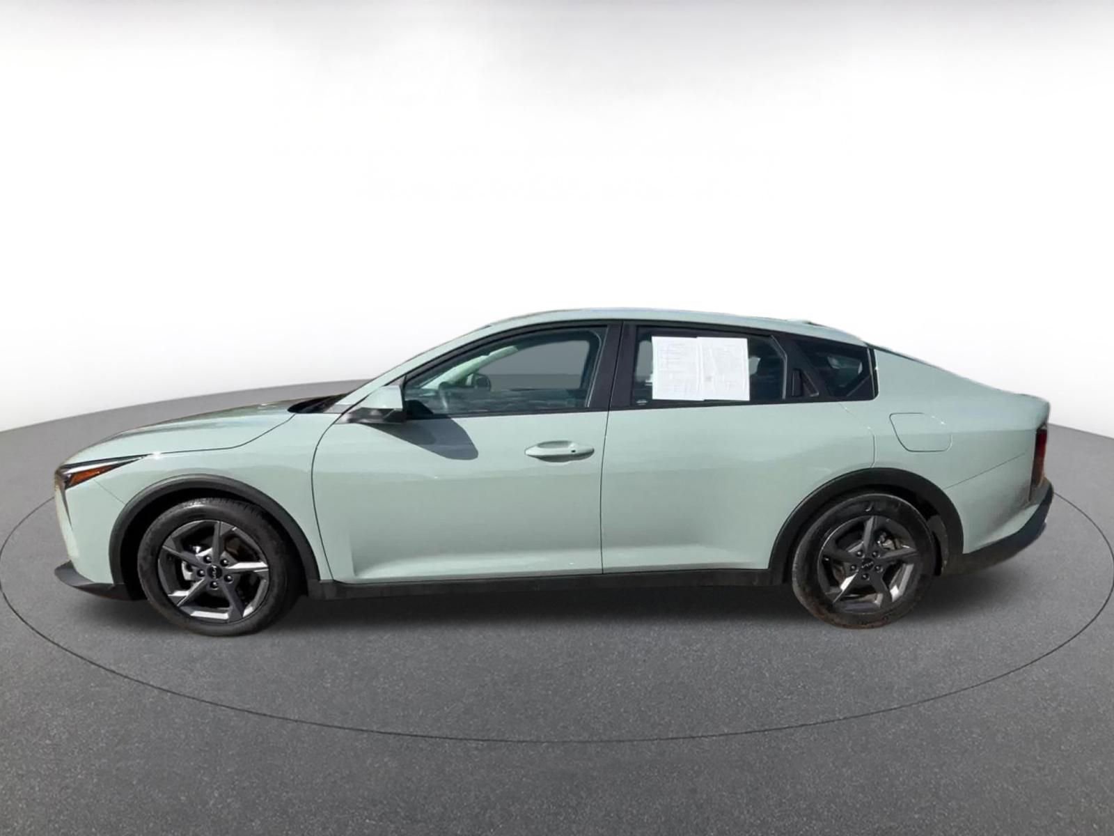 Thumbnail: 2025 Kia K4 - 9