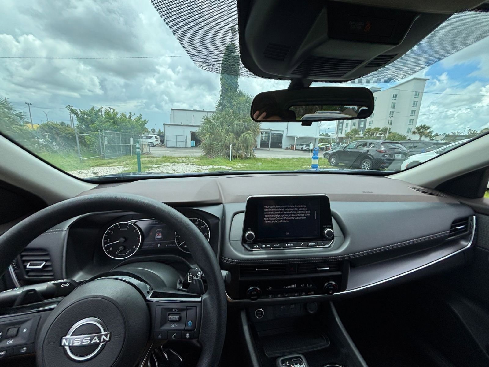 Thumbnail: 2023 Nissan Rogue - 33