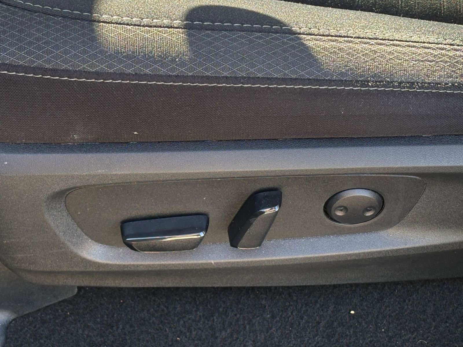 Thumbnail: 2025 Nissan Pathfinder - 24