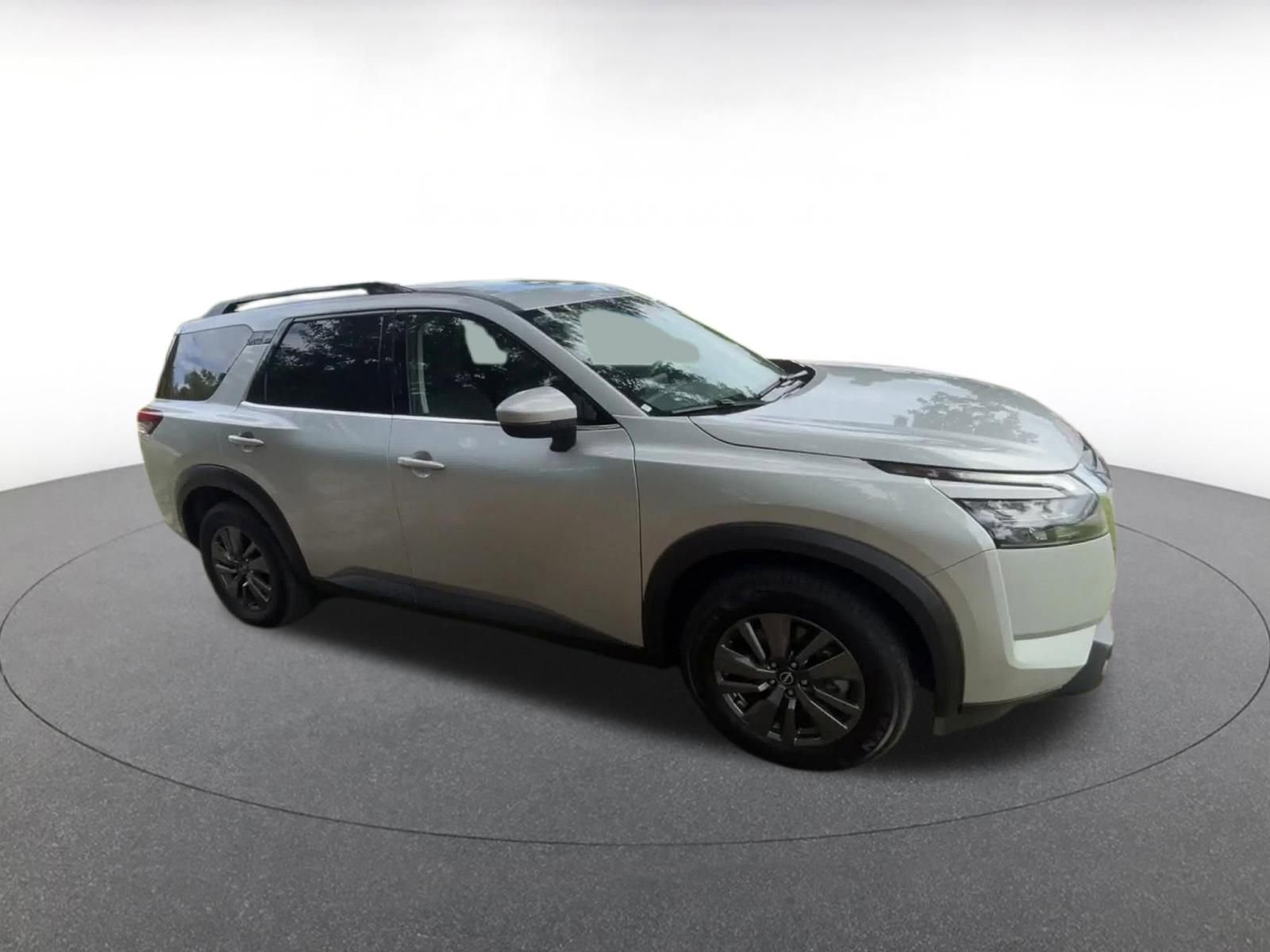 Thumbnail: 2025 Nissan Pathfinder - 2