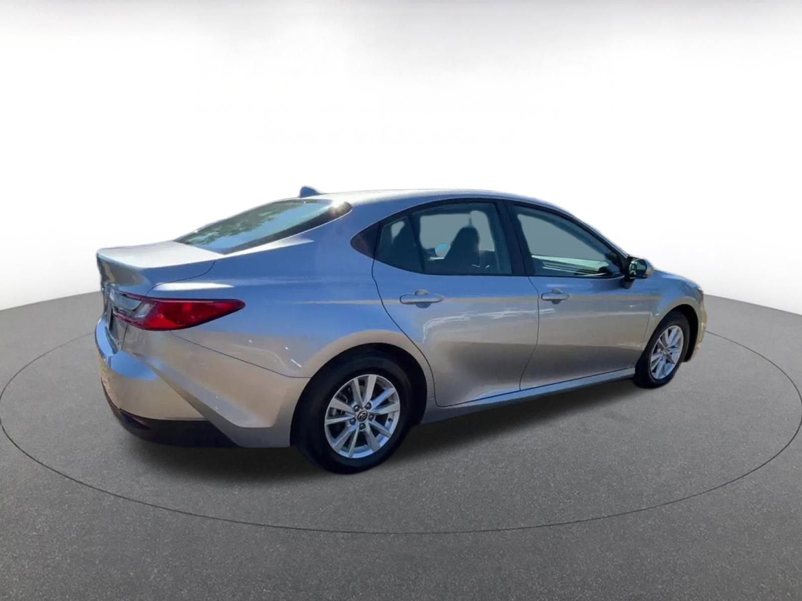 Thumbnail: 2025 Toyota Camry - 15