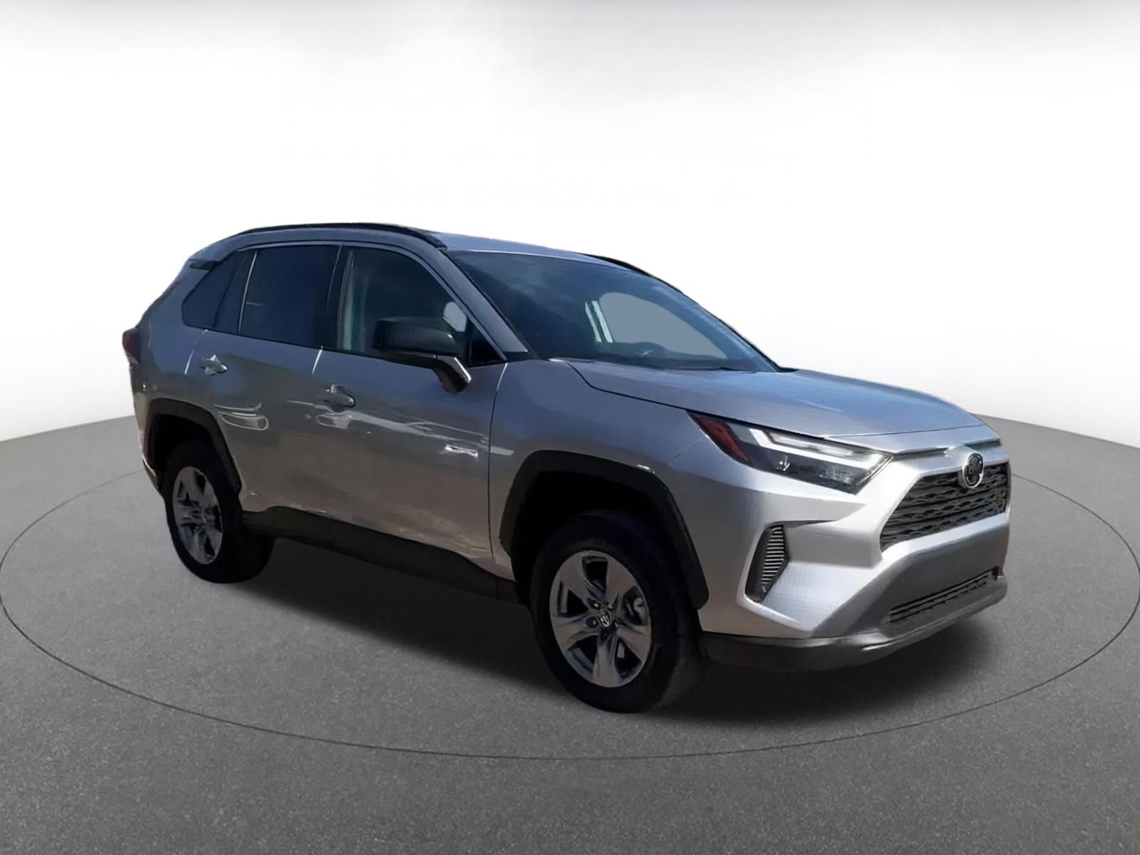 Thumbnail: 2025 Toyota RAV4 - 3