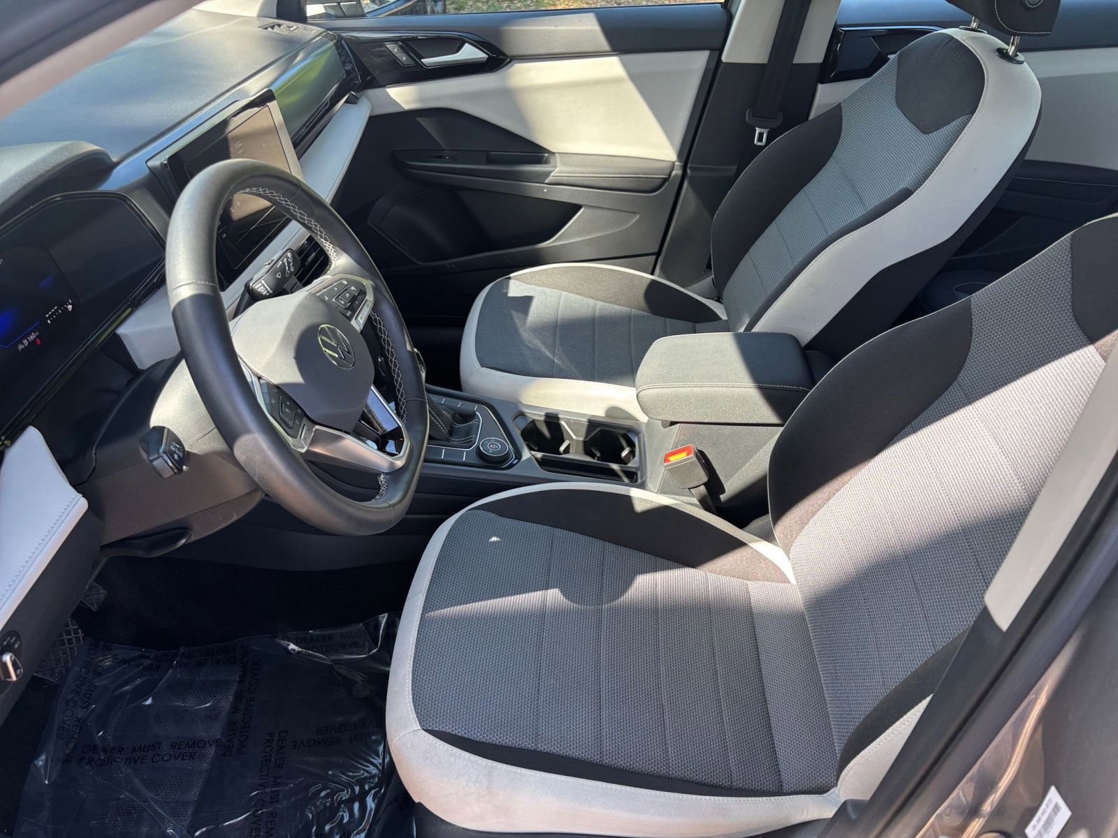 Thumbnail: 2025 Volkswagen Taos - 27