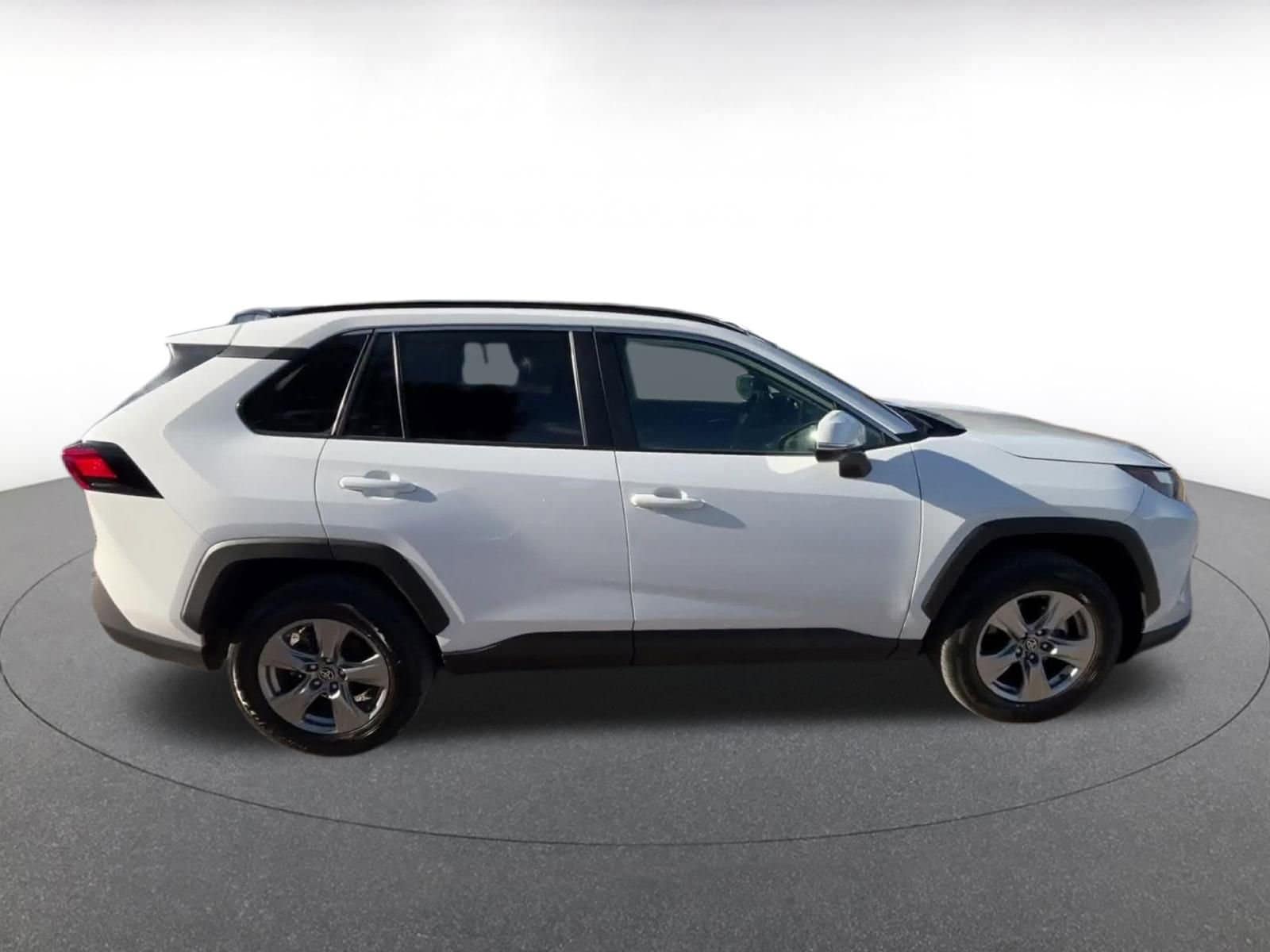 Thumbnail: 2025 Toyota RAV4 - 16