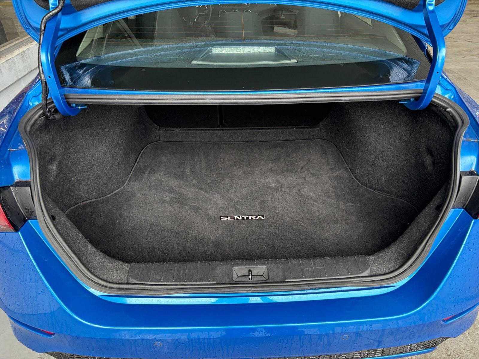 Thumbnail: 2024 Nissan Sentra - 31