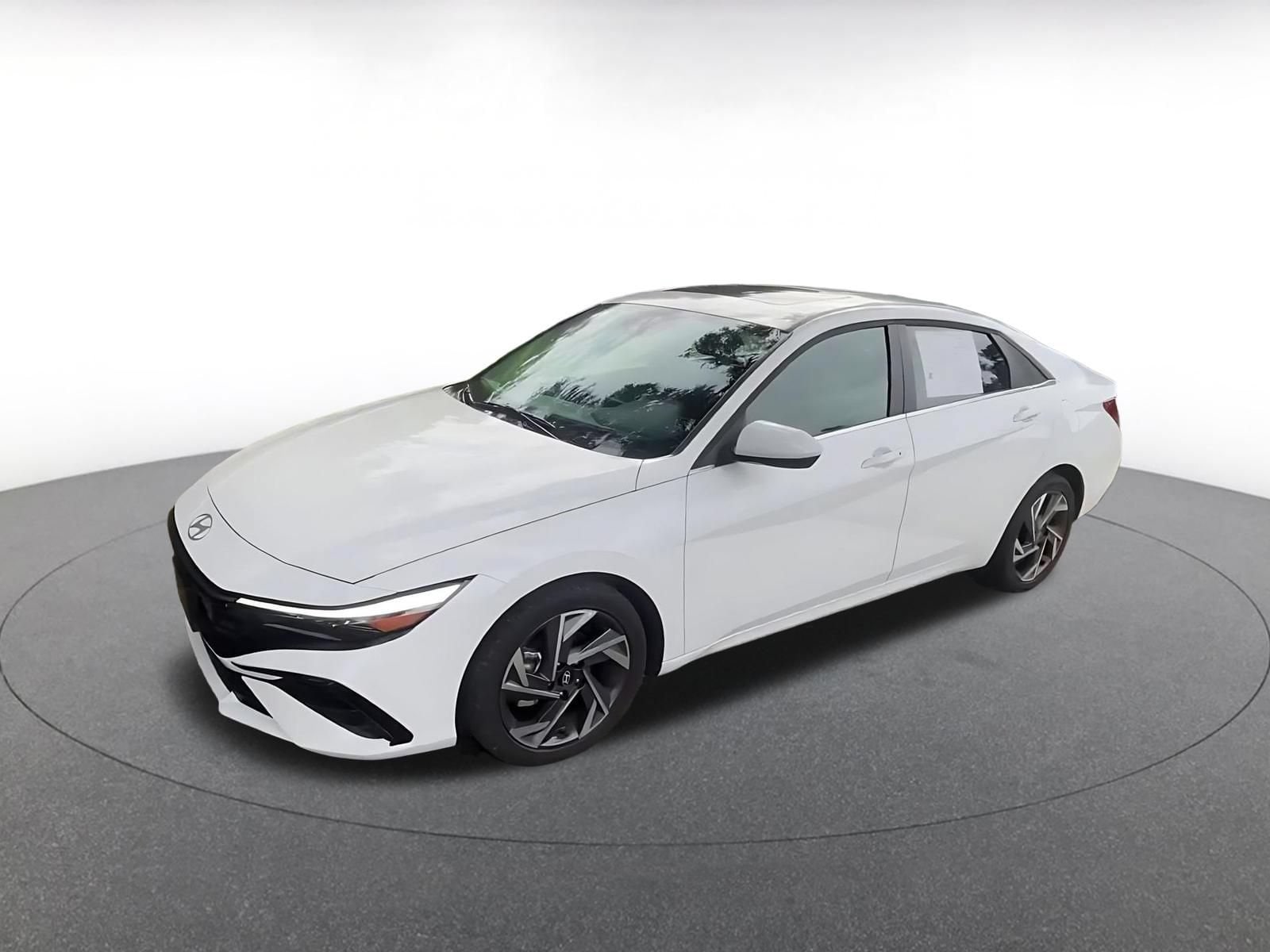 Thumbnail: 2025 Hyundai Elantra - 6