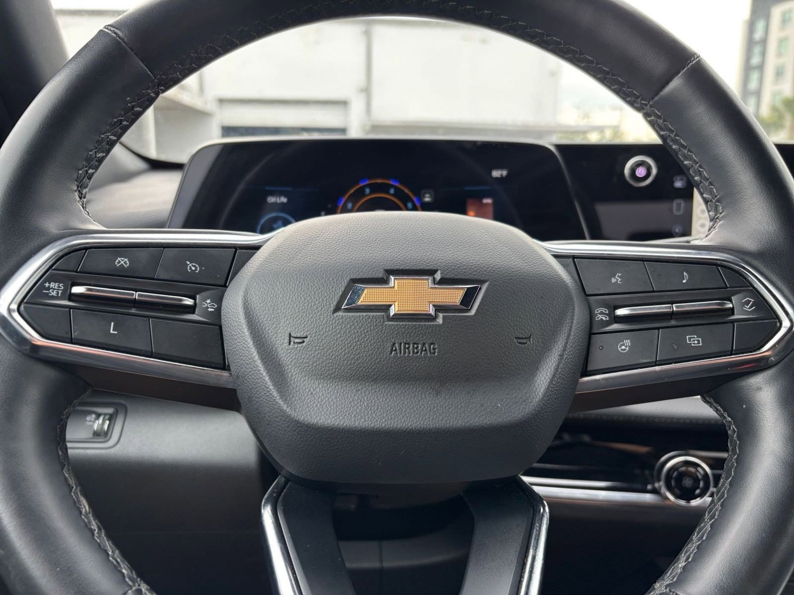 Thumbnail: 2025 Chevrolet Equinox - 30