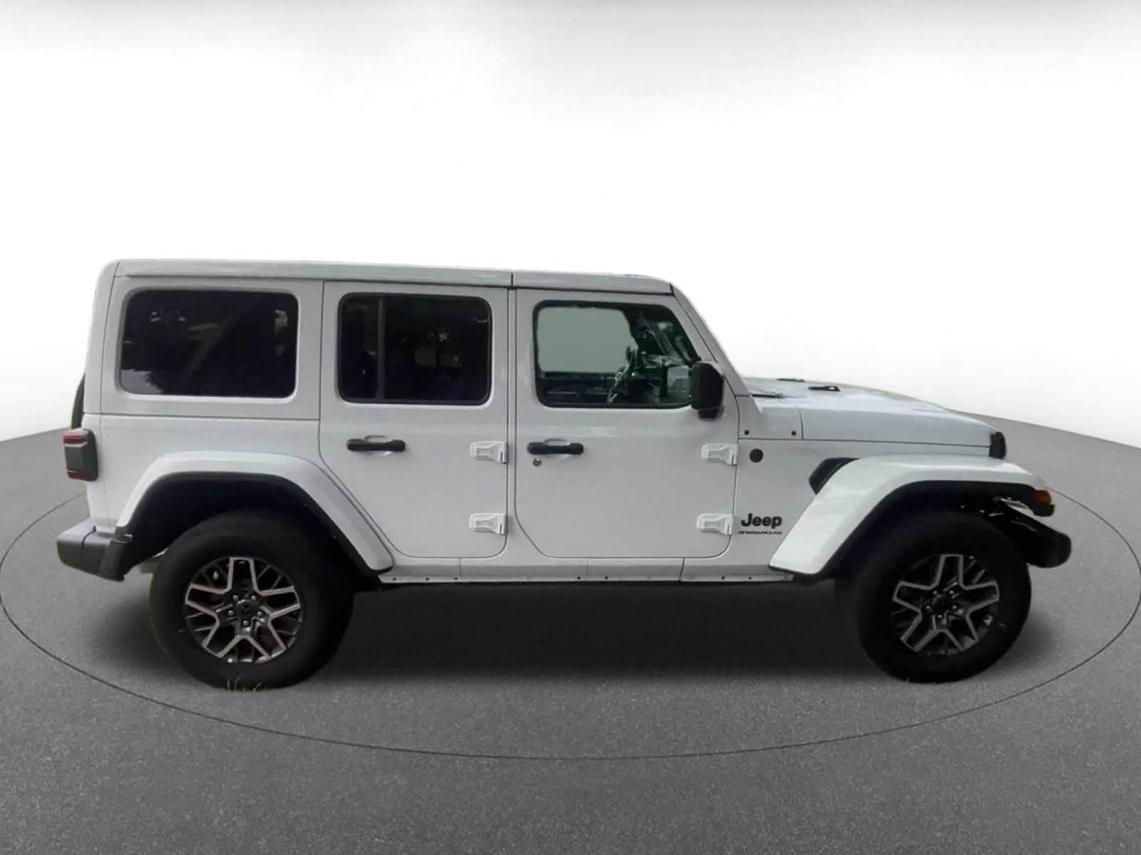 Thumbnail: 2025 Jeep Wrangler - 16