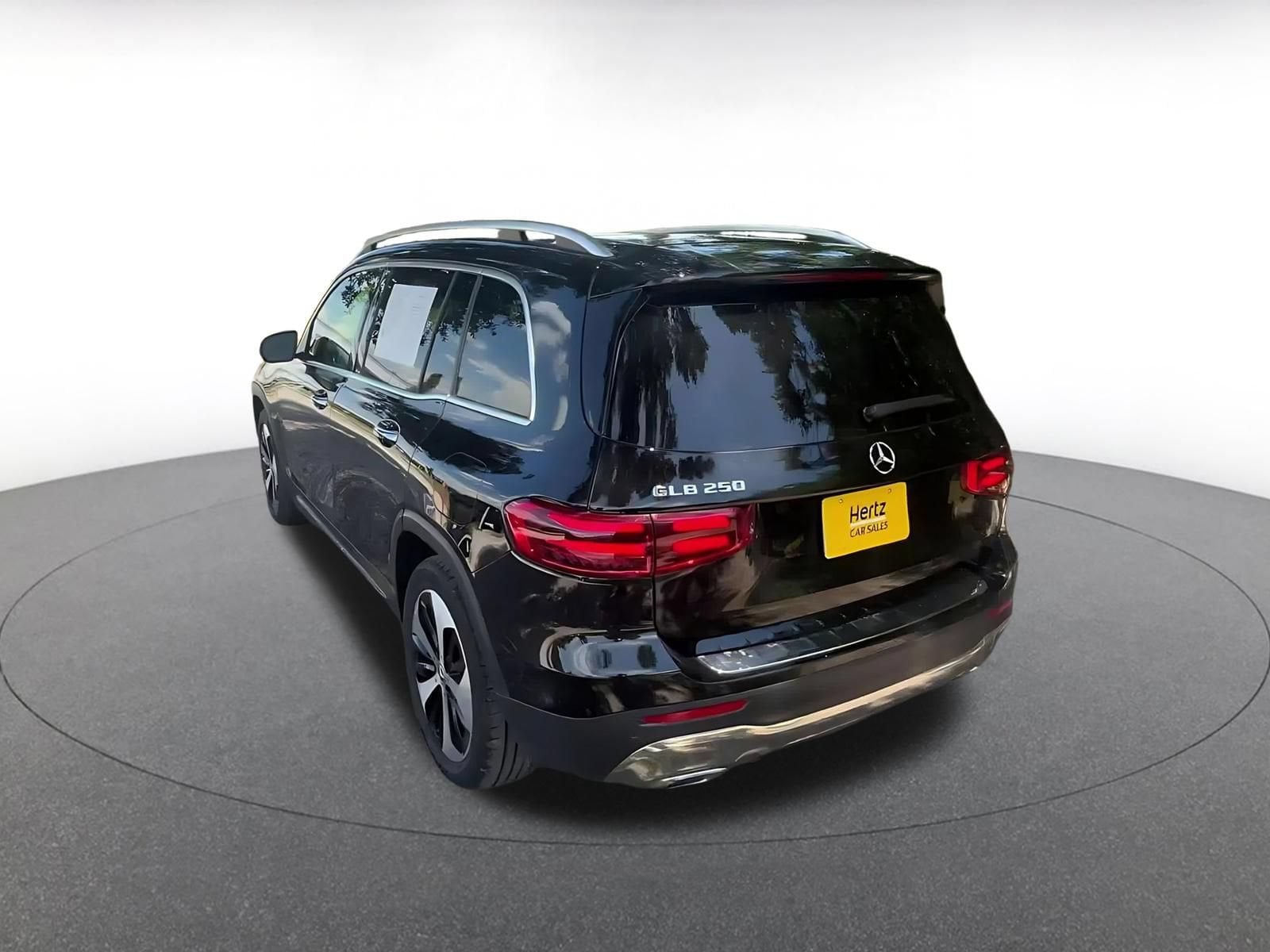 Thumbnail: 2025 Mercedes-Benz GLB - 11