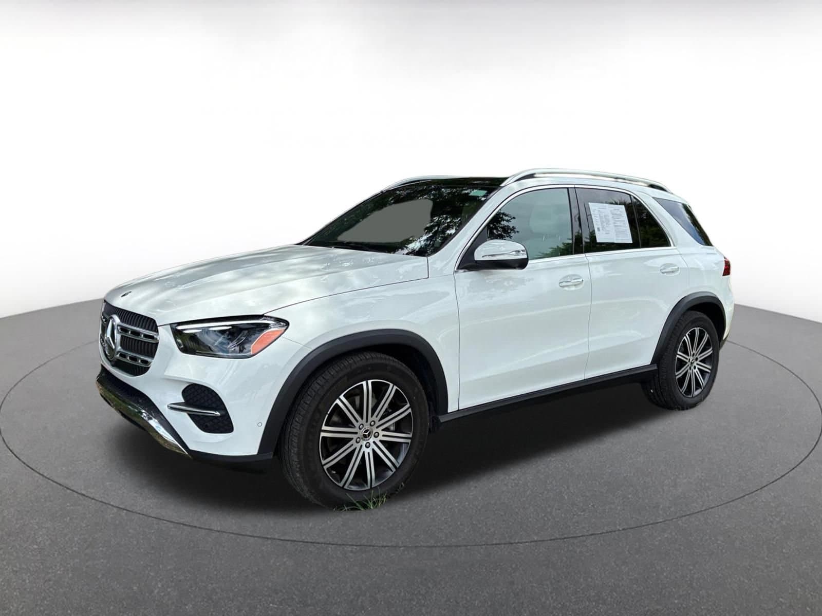 Thumbnail: 2026 Mercedes-Benz GLE - 4