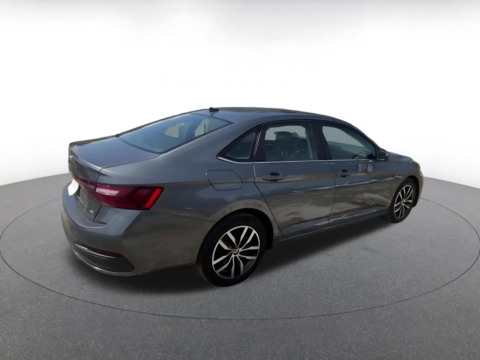 Thumbnail: 2025 Volkswagen Jetta - 15