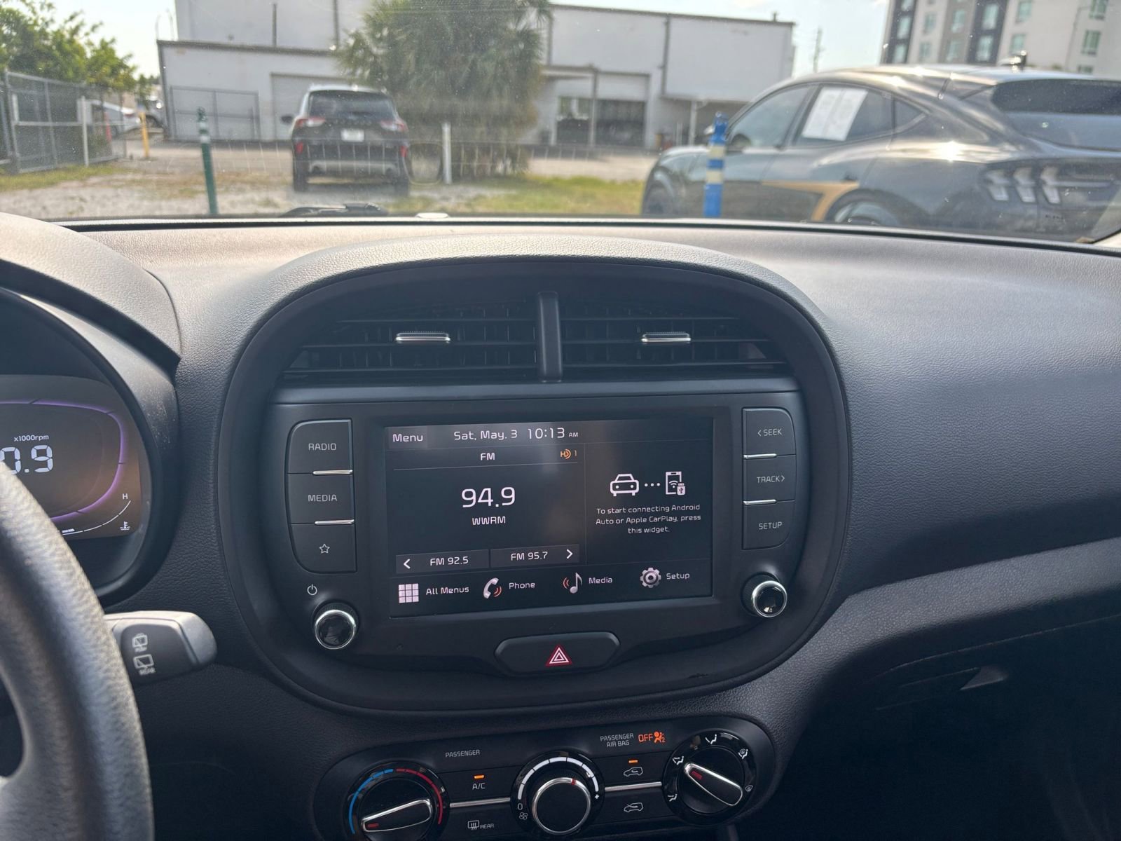 Thumbnail: 2023 Kia Soul - 15