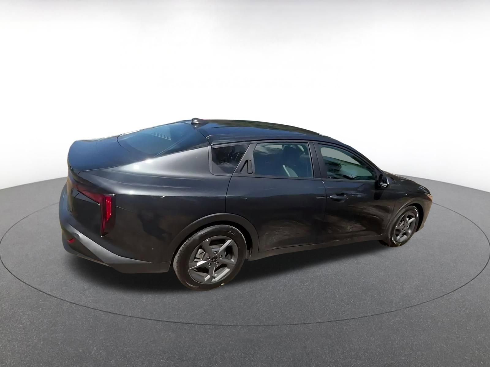 Thumbnail: 2025 Kia K4 - 15