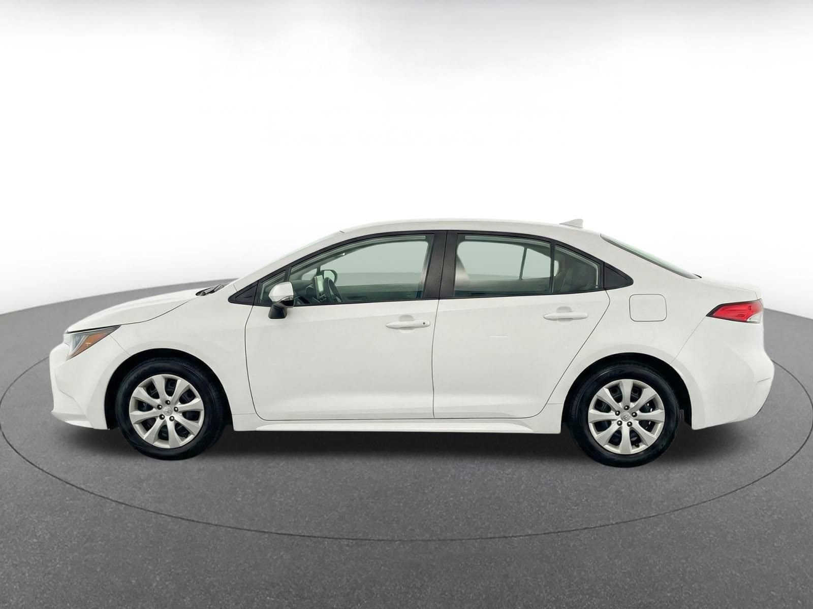 Thumbnail: 2025 Toyota Corolla - 4