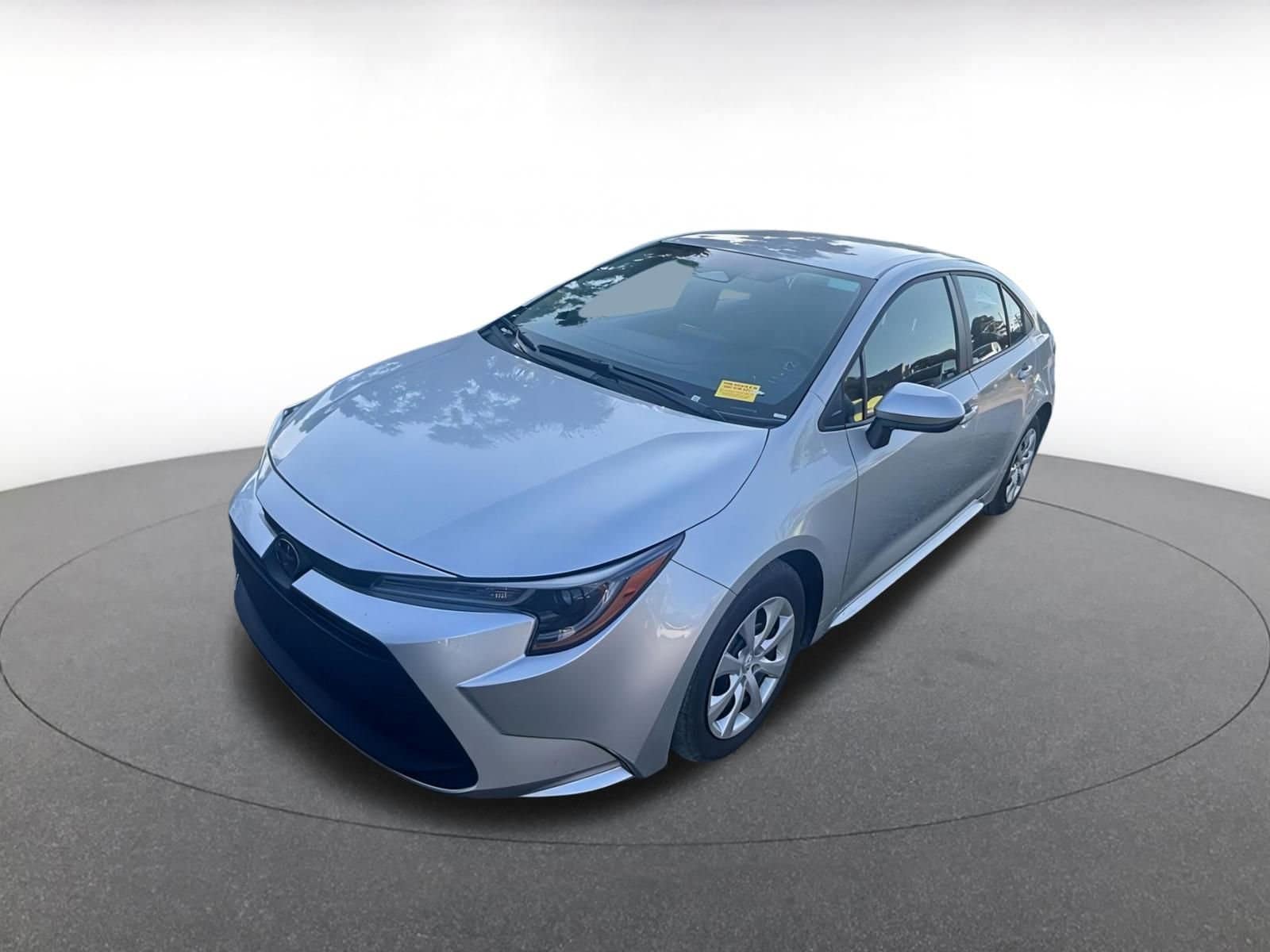 Thumbnail: 2025 Toyota Corolla - 3