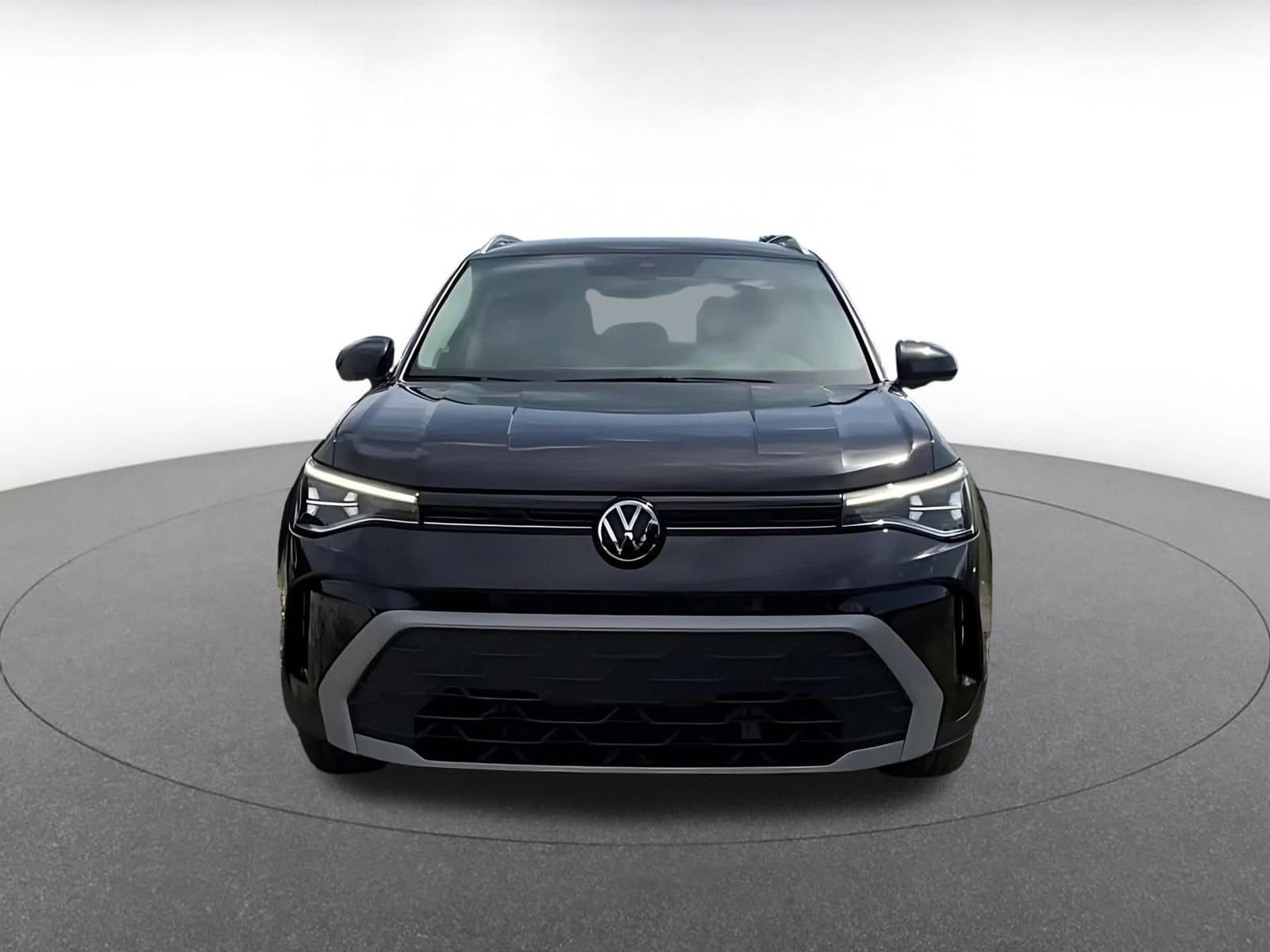 Thumbnail: 2025 Volkswagen Taos - 3