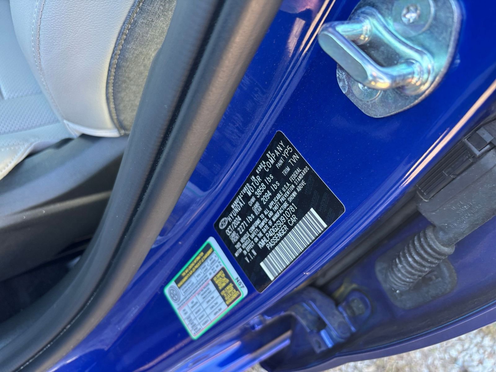 Thumbnail: 2025 Hyundai Elantra - 32