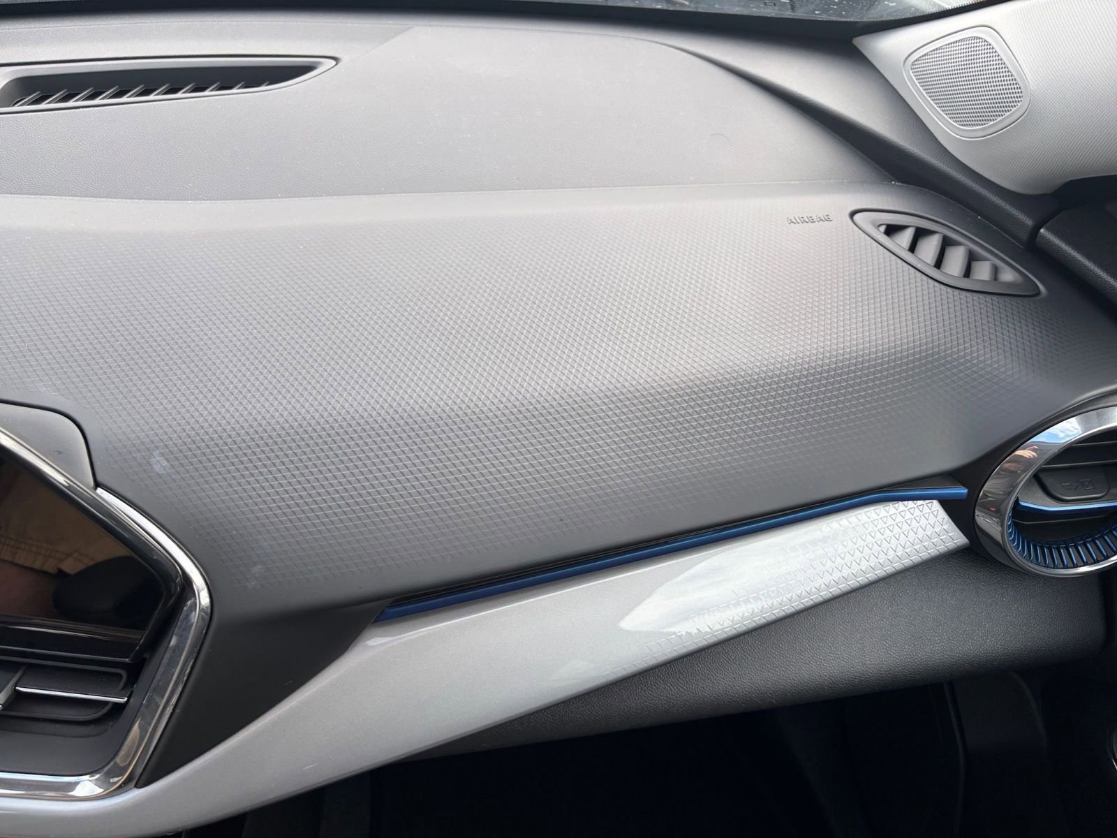 Thumbnail: 2025 Chevrolet Trax - 35