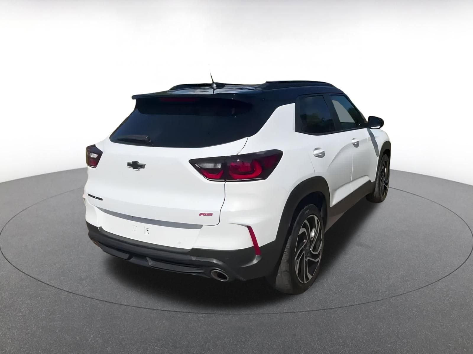 Thumbnail: 2024 Chevrolet TrailBlazer - 15
