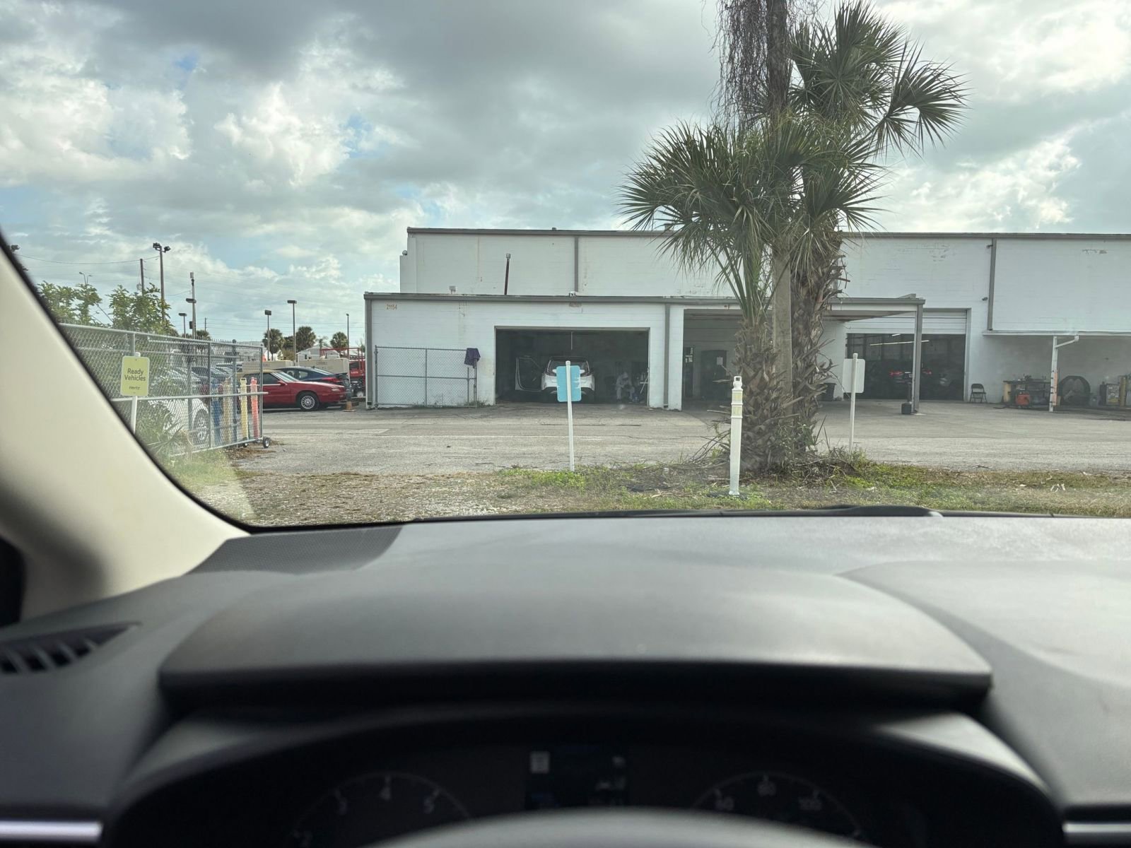 Thumbnail: 2025 Toyota Corolla - 34