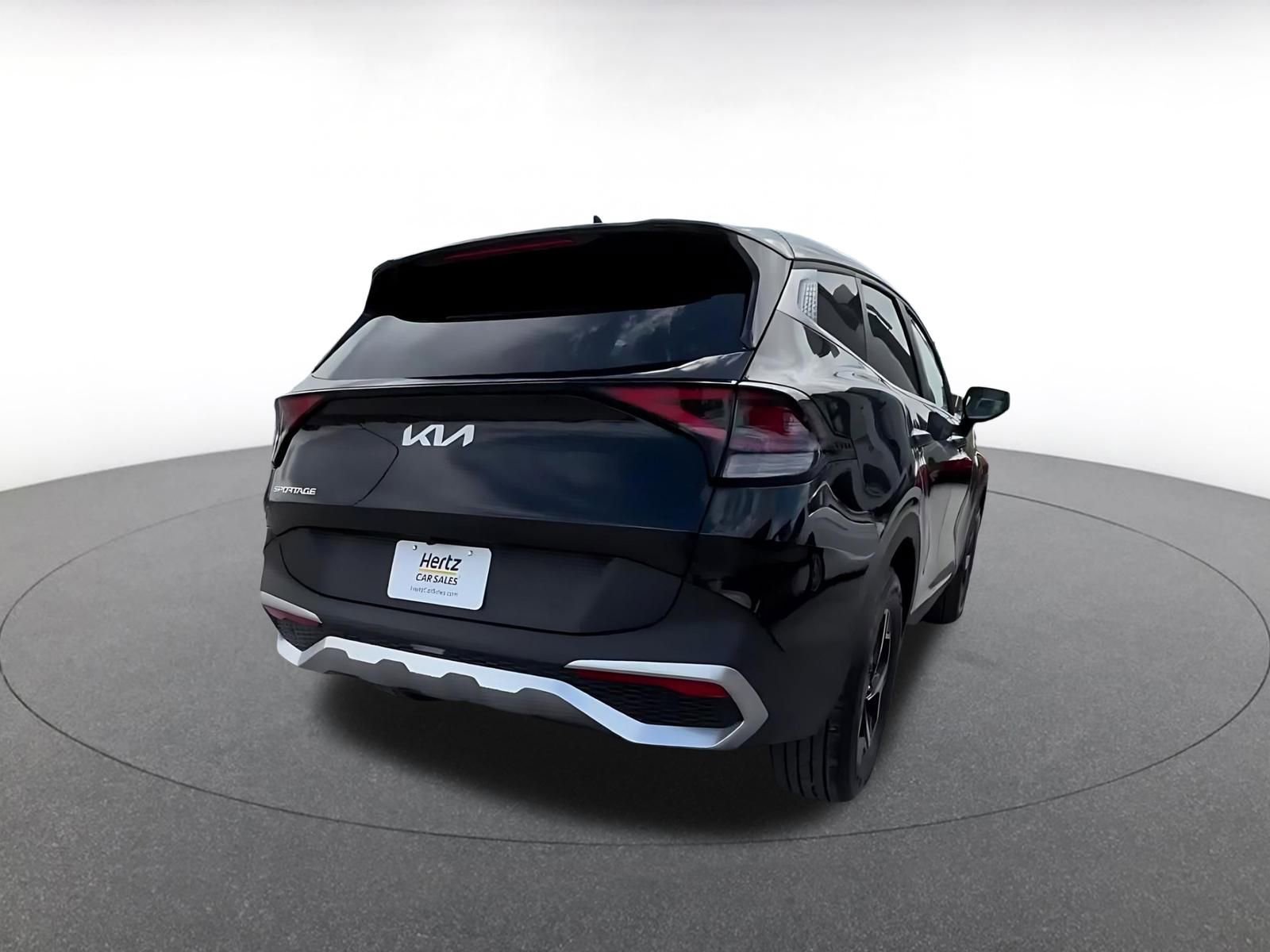 Thumbnail: 2025 Kia Sportage - 16