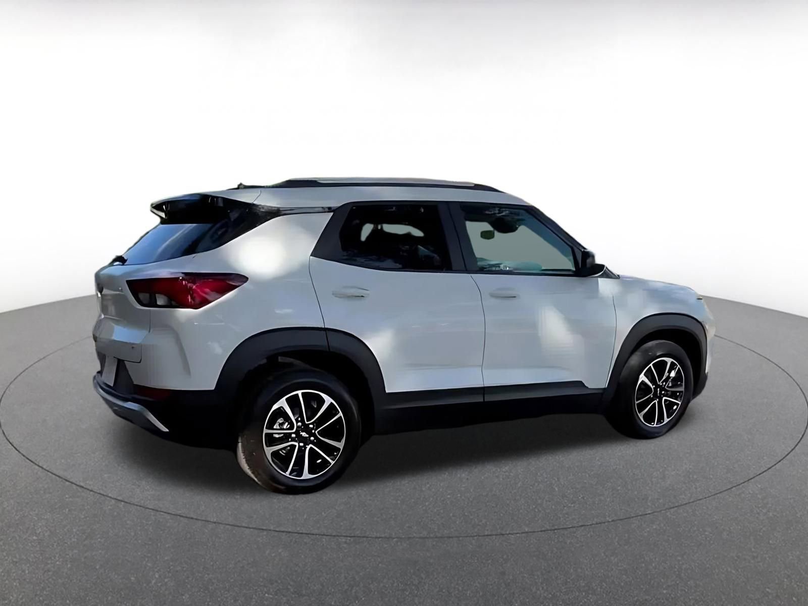 Thumbnail: 2025 Chevrolet TrailBlazer - 15