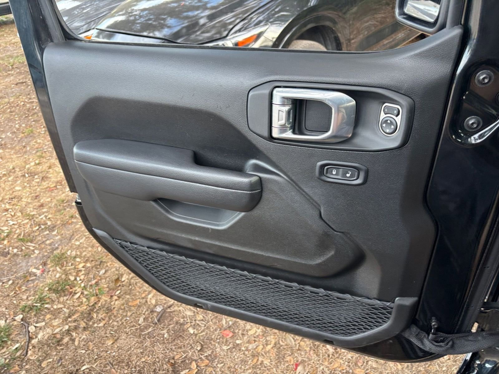 Thumbnail: 2025 Jeep Wrangler - 20