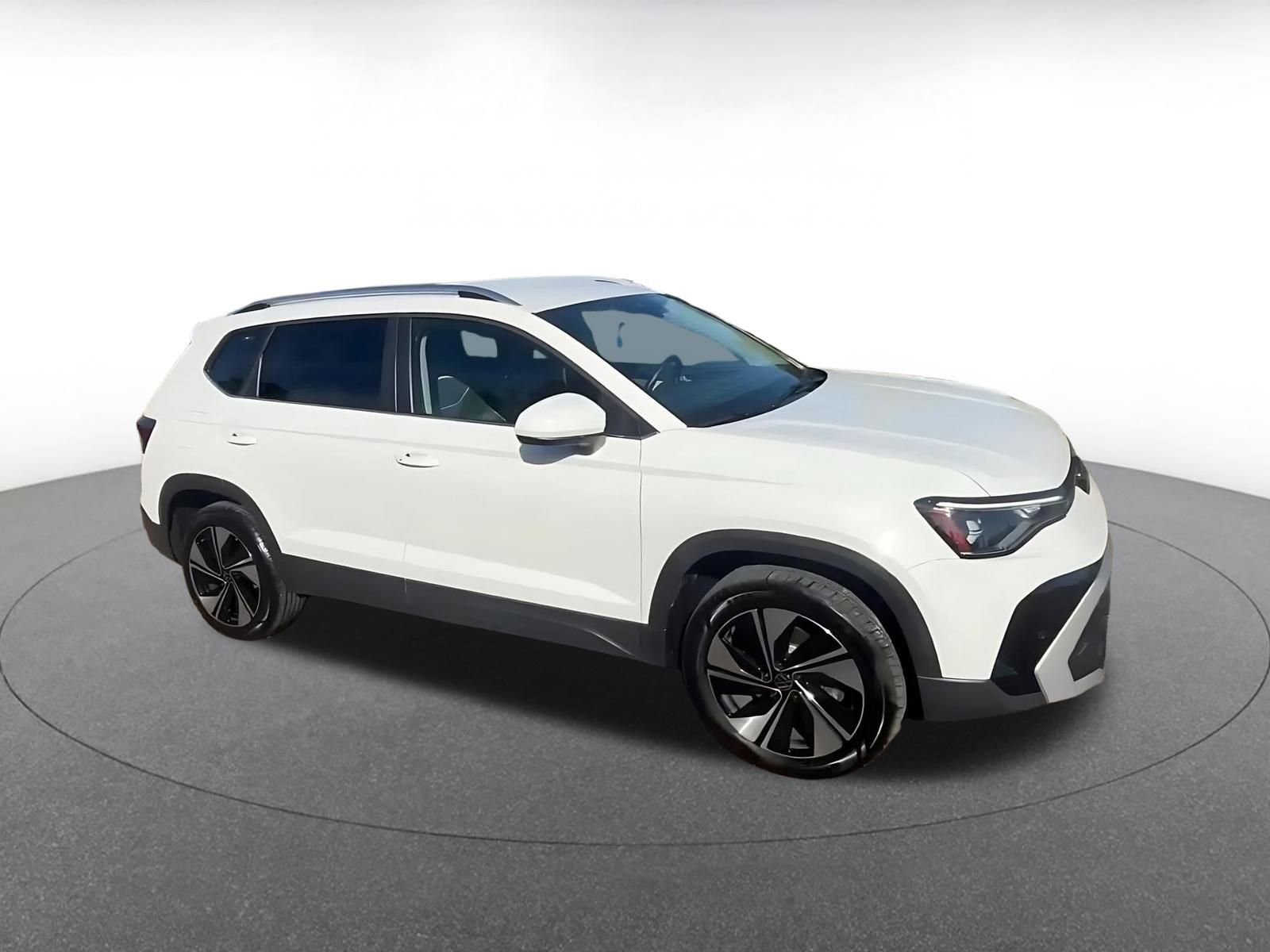 Thumbnail: 2025 Volkswagen Taos - 2