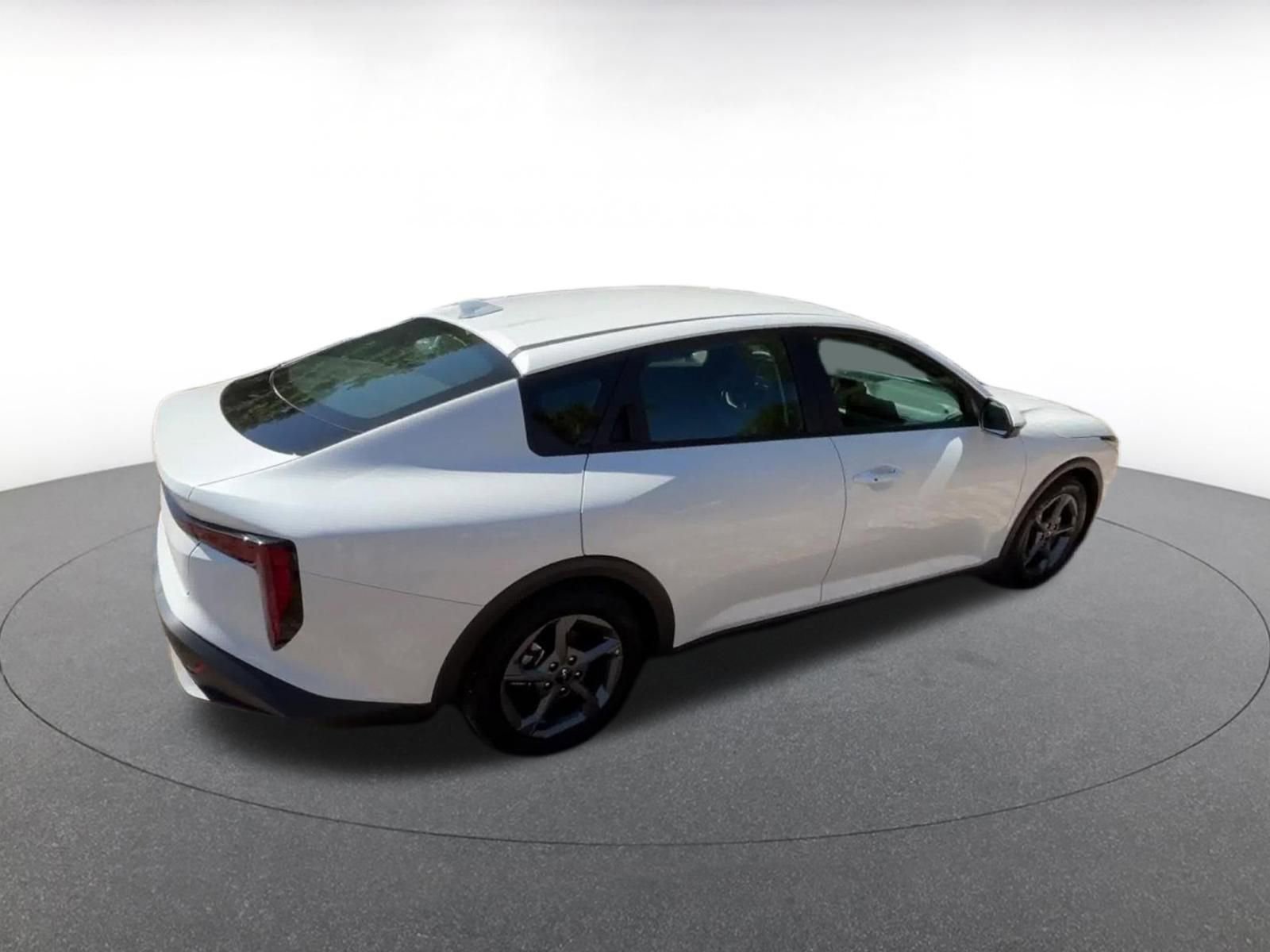 Thumbnail: 2025 Kia K4 - 14