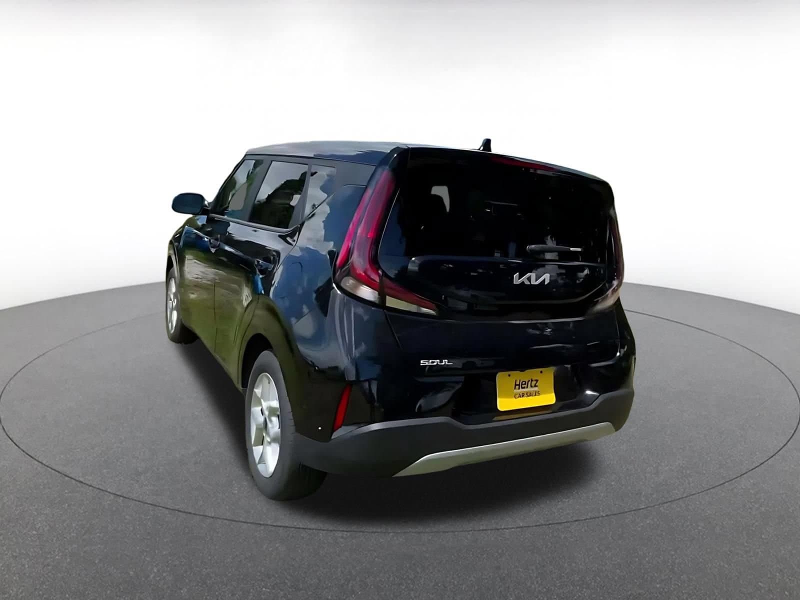 Thumbnail: 2025 Kia Soul - 10