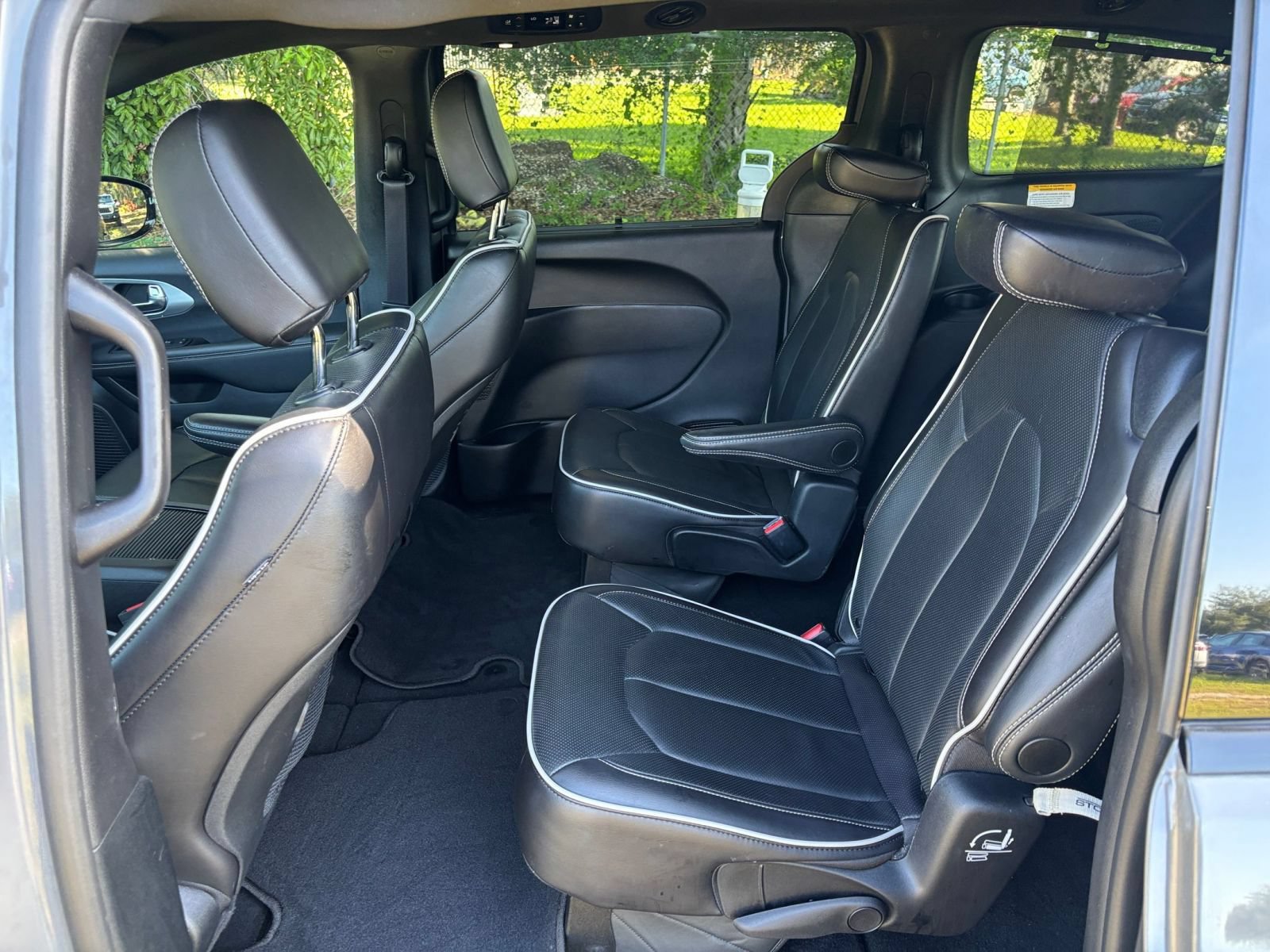 Thumbnail: 2025 Chrysler Pacifica - 28