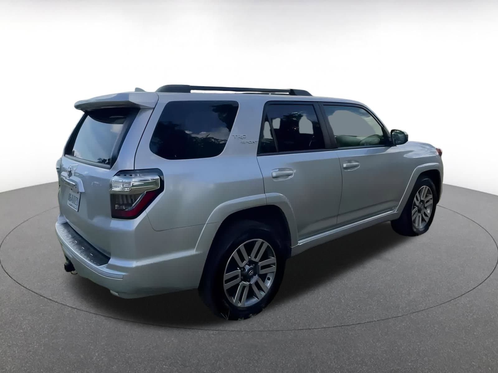 Thumbnail: 2024 Toyota 4Runner - 14