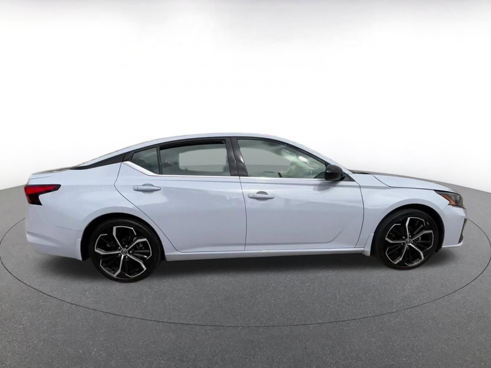 Thumbnail: 2025 Nissan Altima - 16