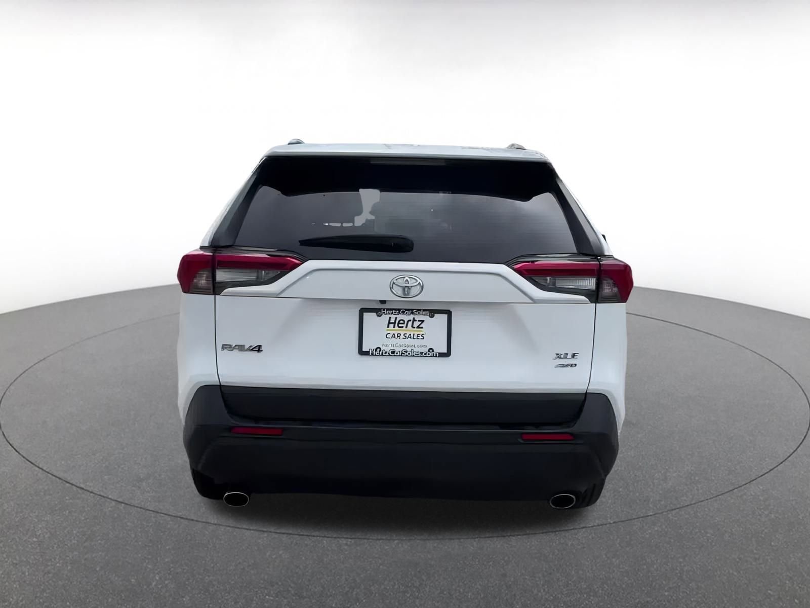 Thumbnail: 2024 Toyota RAV4 - 12