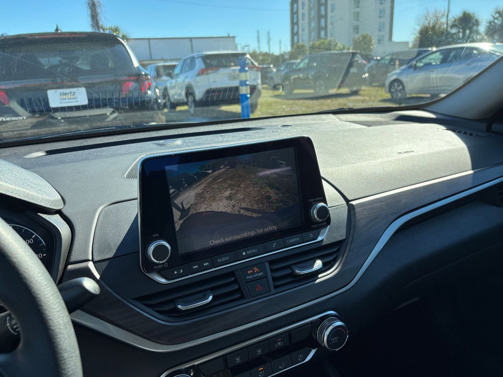 Thumbnail: 2025 Nissan Altima - 24